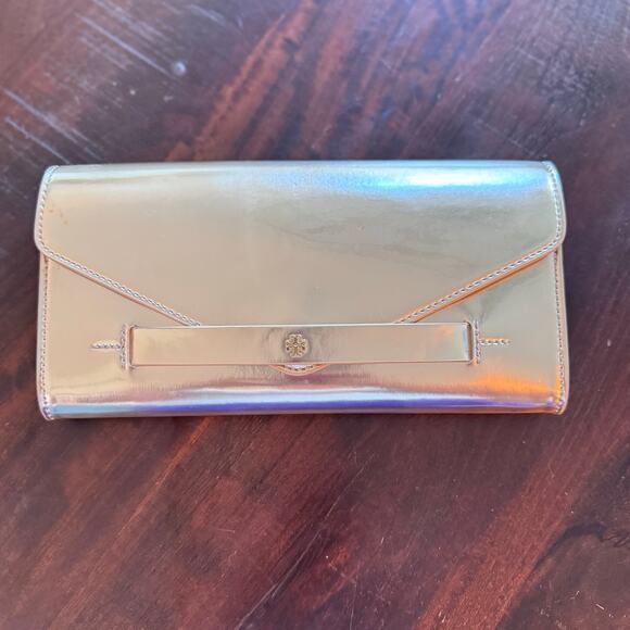 New TORY BURCH Kira Gold Metallic Leather Envelope Clutch Evening Handbag - Picture 2 of 16